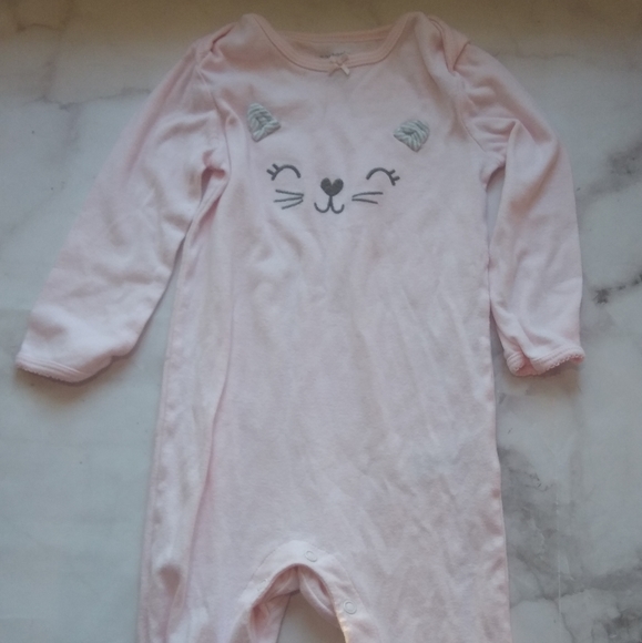 Carter's 18 mo 3 Outfit Bundle - Picture 2 of 7